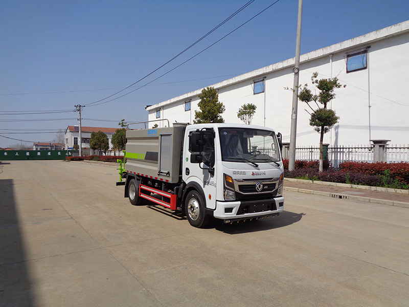 XZL5040TYH6型路面養(yǎng)護(hù)車