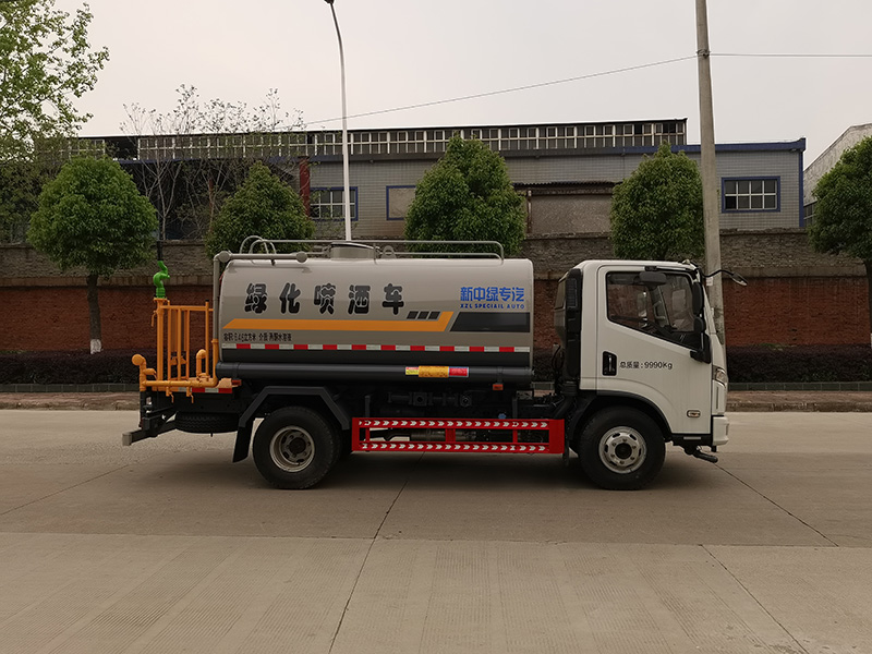 XZL5100GPS6型綠化噴灑車