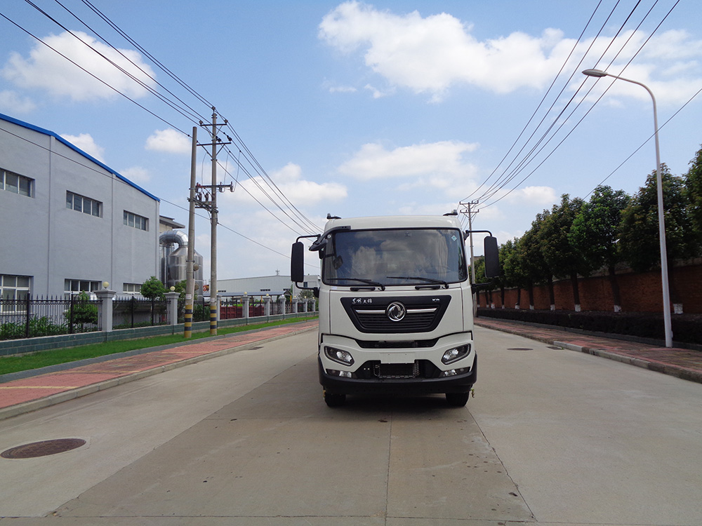 XZL5182TWQBEV型純電動(dòng)道路污染清除車