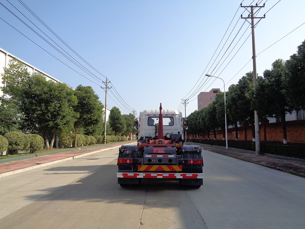 XZL5185ZXXBEV純電動(dòng)車廂可卸式垃圾車