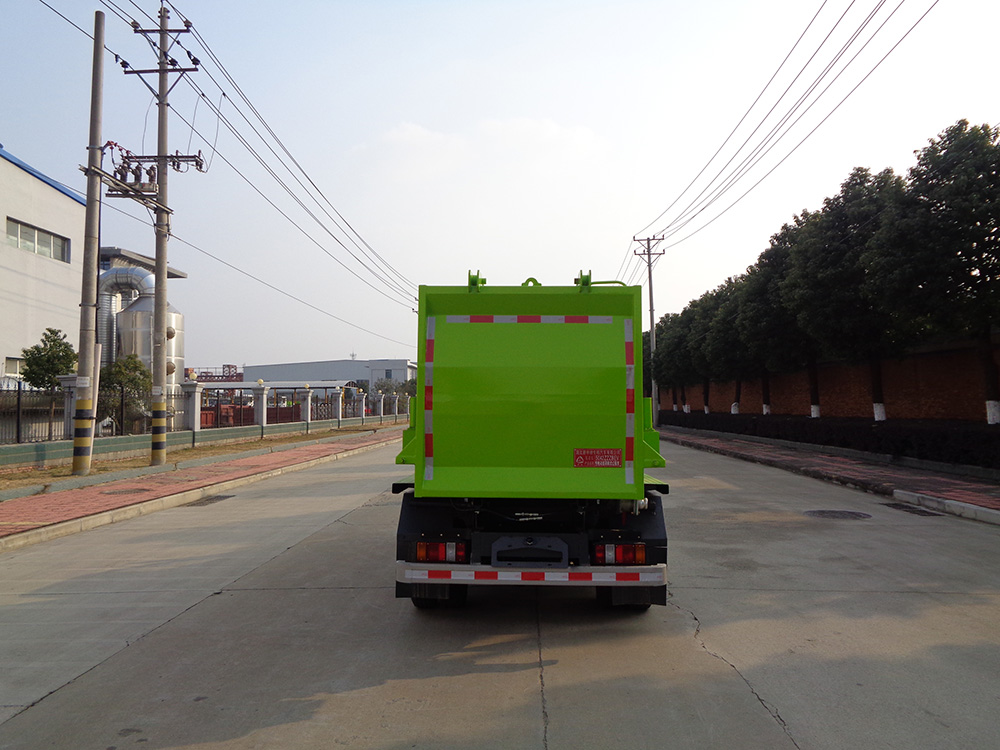 XZL5042ZZZBEV型純電動(dòng)自裝卸式垃圾車