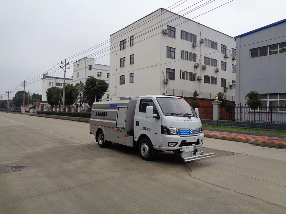 XZL5042GQXBEV型純電動清洗車